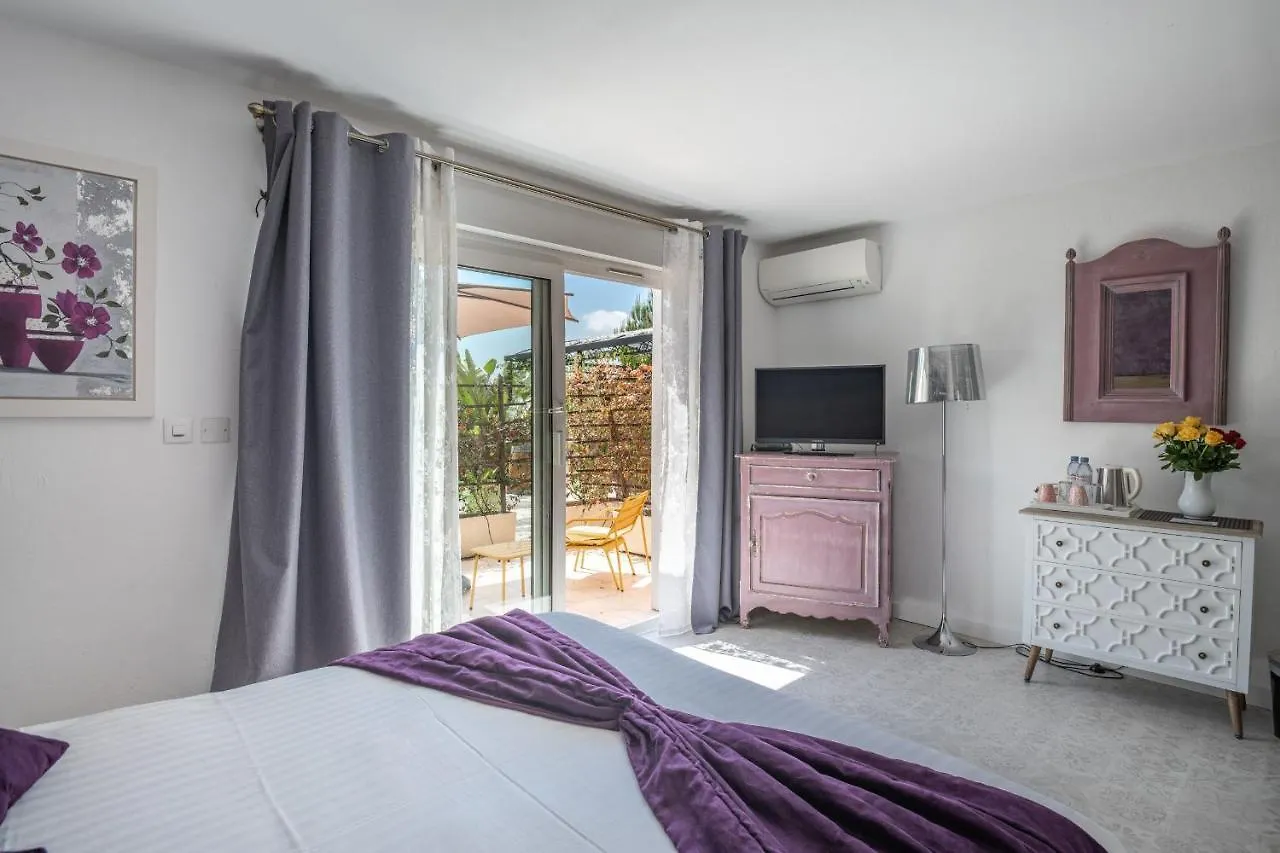 Les Bastides Saint Paul Hotel
